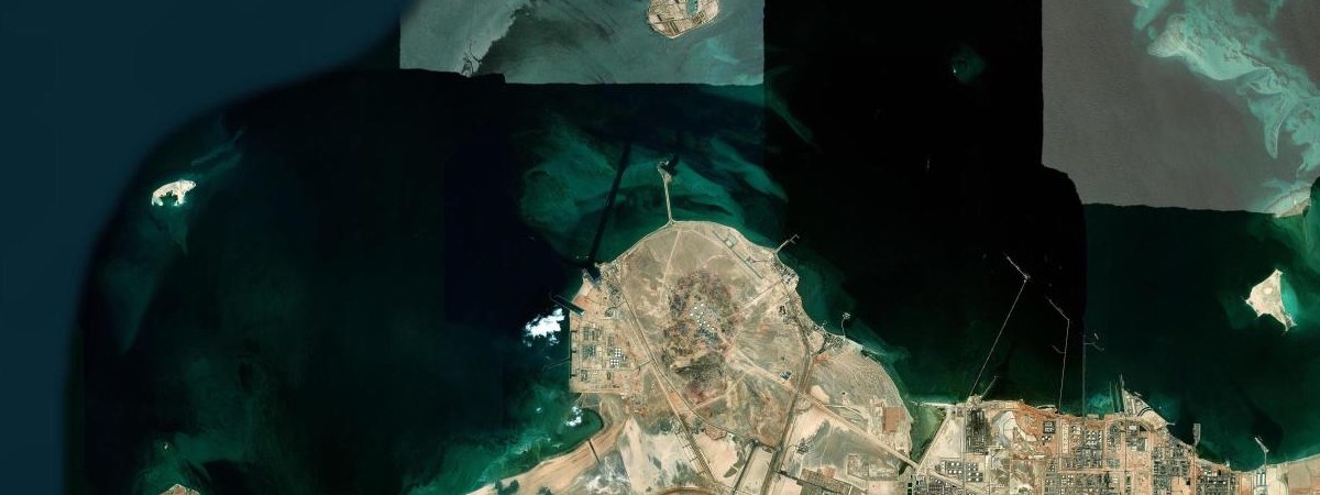 Jebel Dhanna satellite view