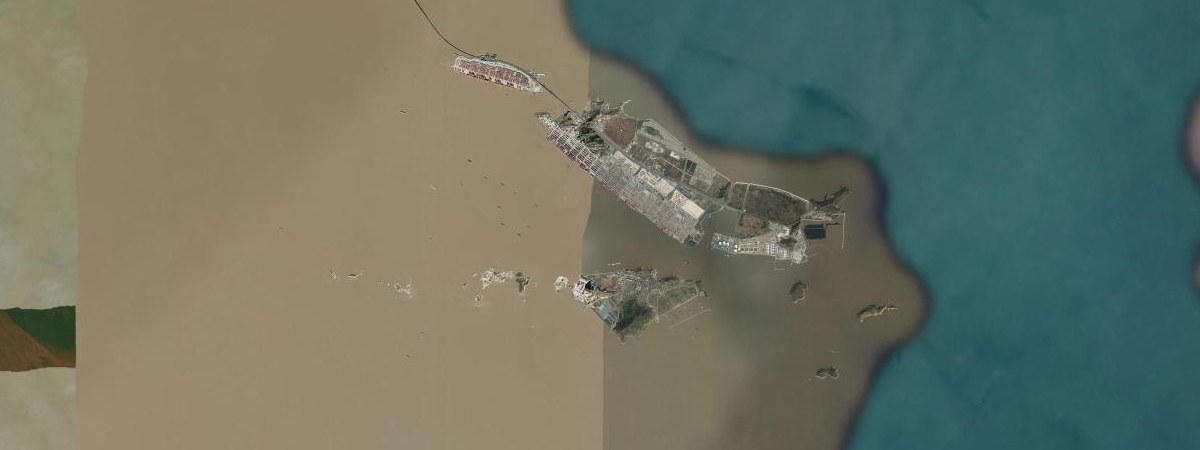 Yangshan LNG / Shanghai satellite view